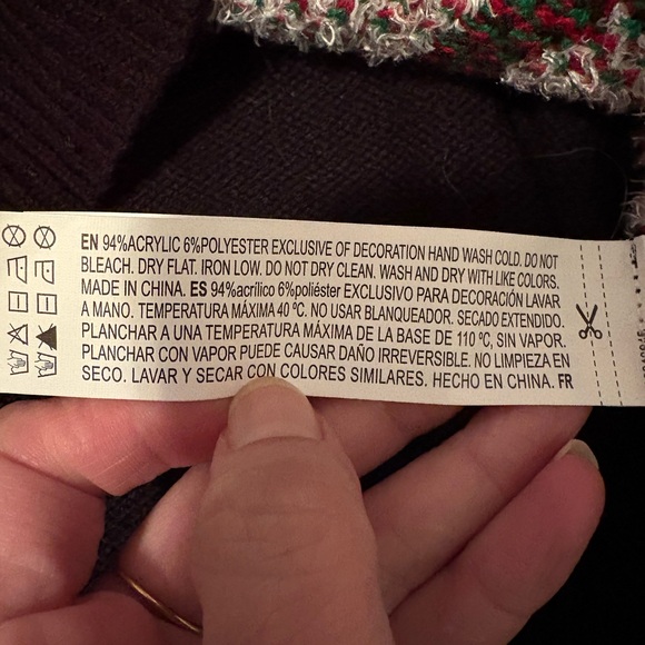 Single & Ready to Mingle Christmas Sweater - Picture 5 of 5